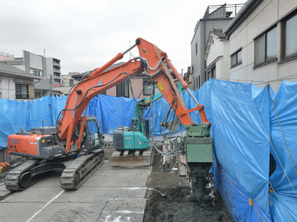 土留め壁構築工法施工フロー図①　土留め壁造成