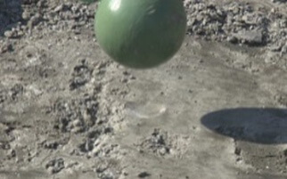 “カッコーン!!” 柔らかい地盤がとっても硬くなってます。